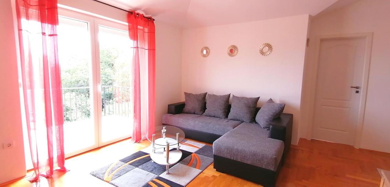 Apartment Cindy Lovran Buitenkant foto