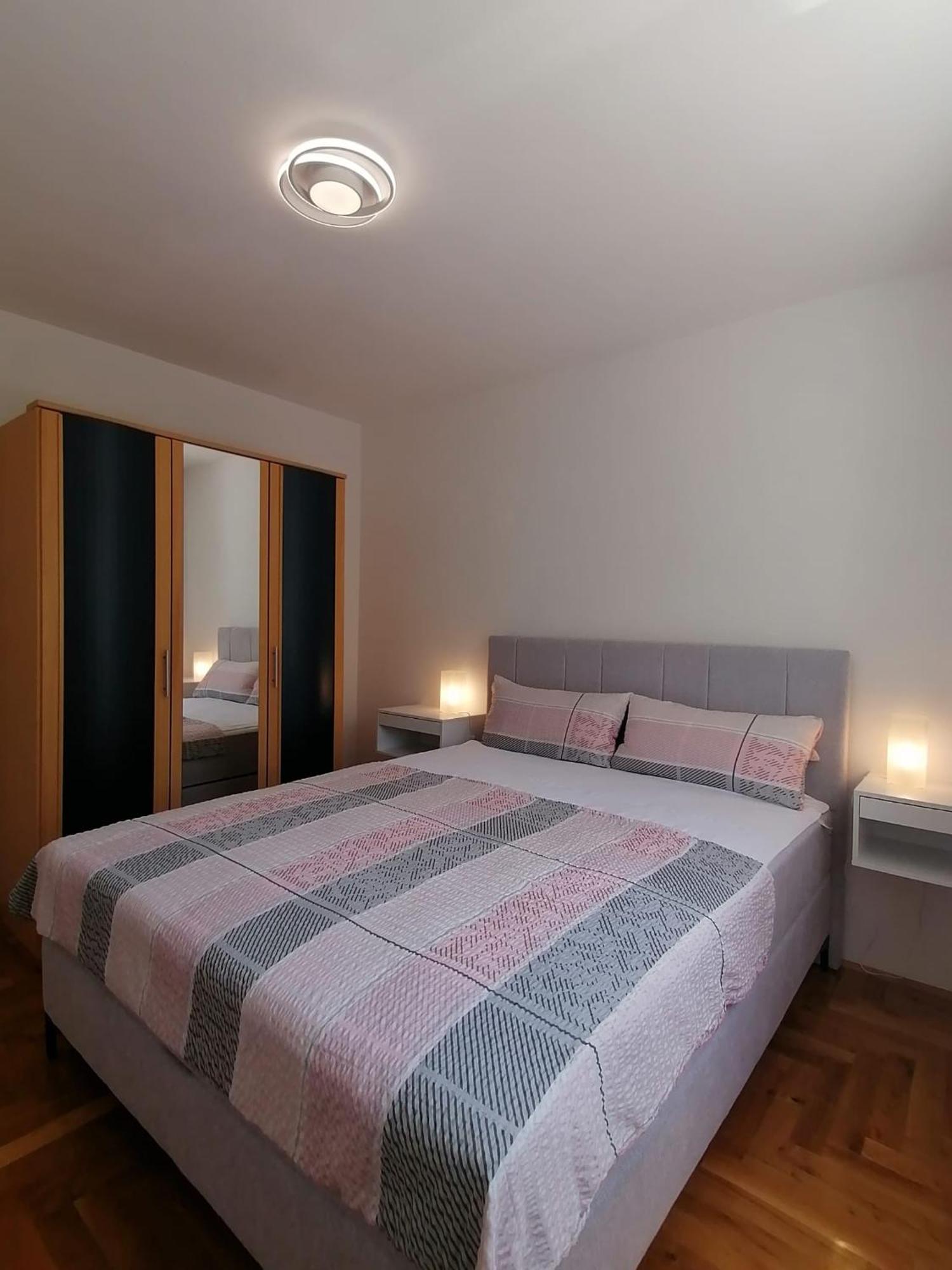 Apartment Cindy Lovran Buitenkant foto