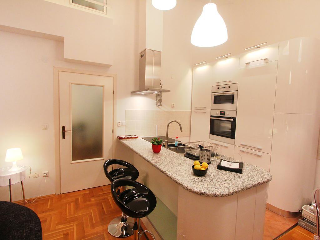Apartment Cindy Lovran Buitenkant foto