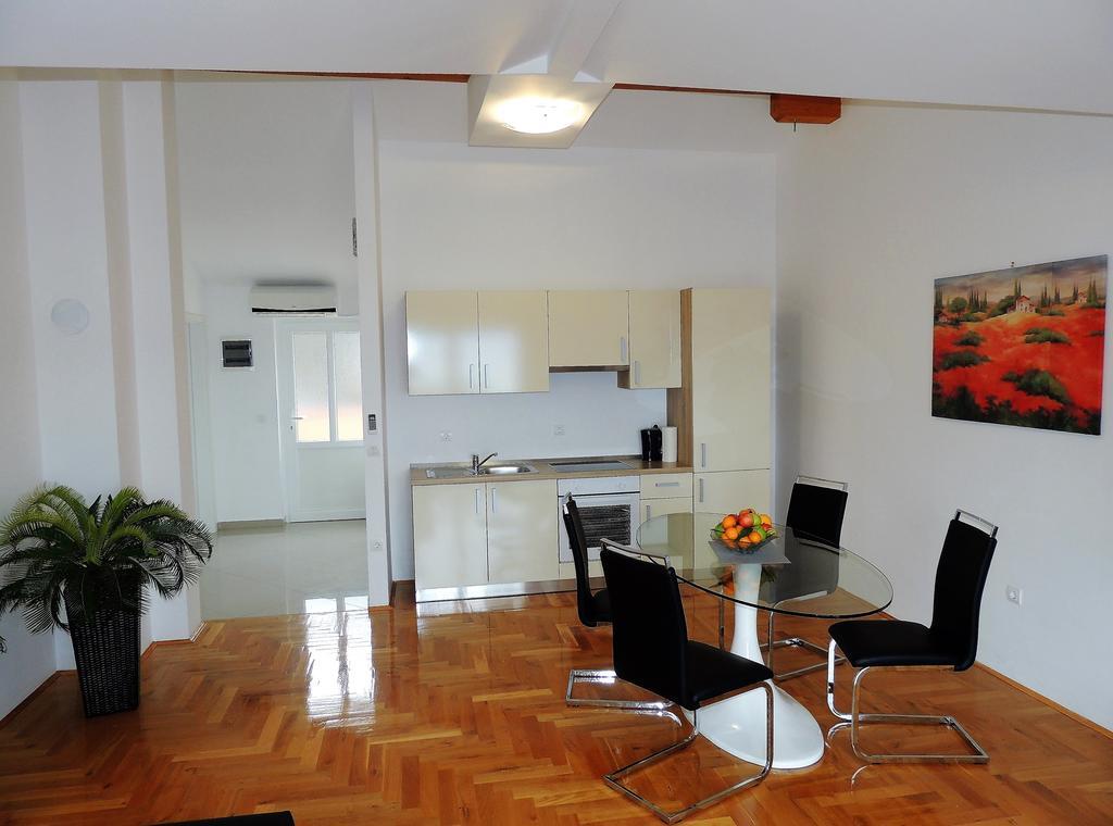 Apartment Cindy Lovran Buitenkant foto