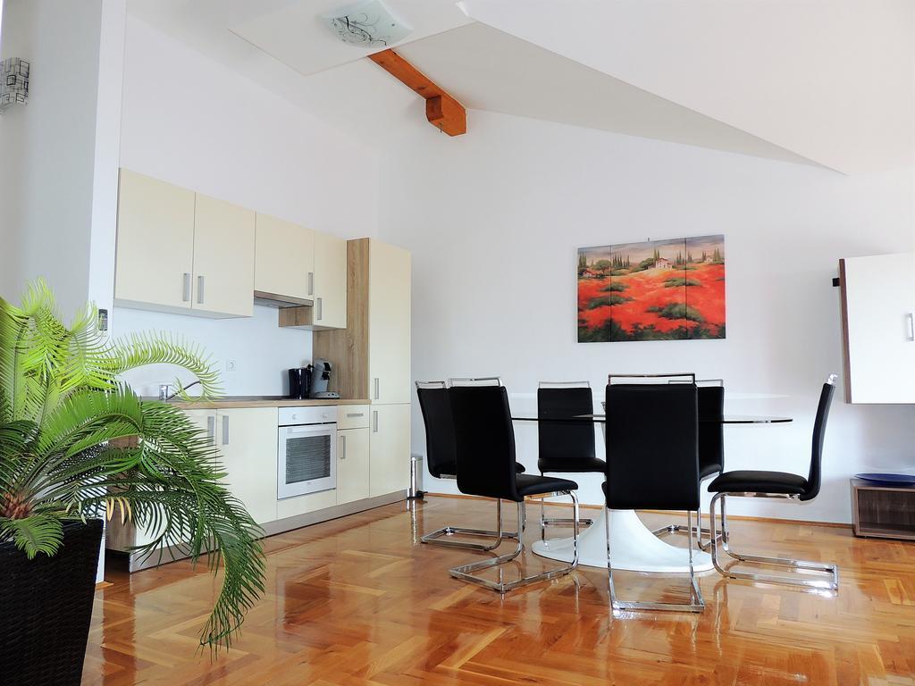 Apartment Cindy Lovran Buitenkant foto